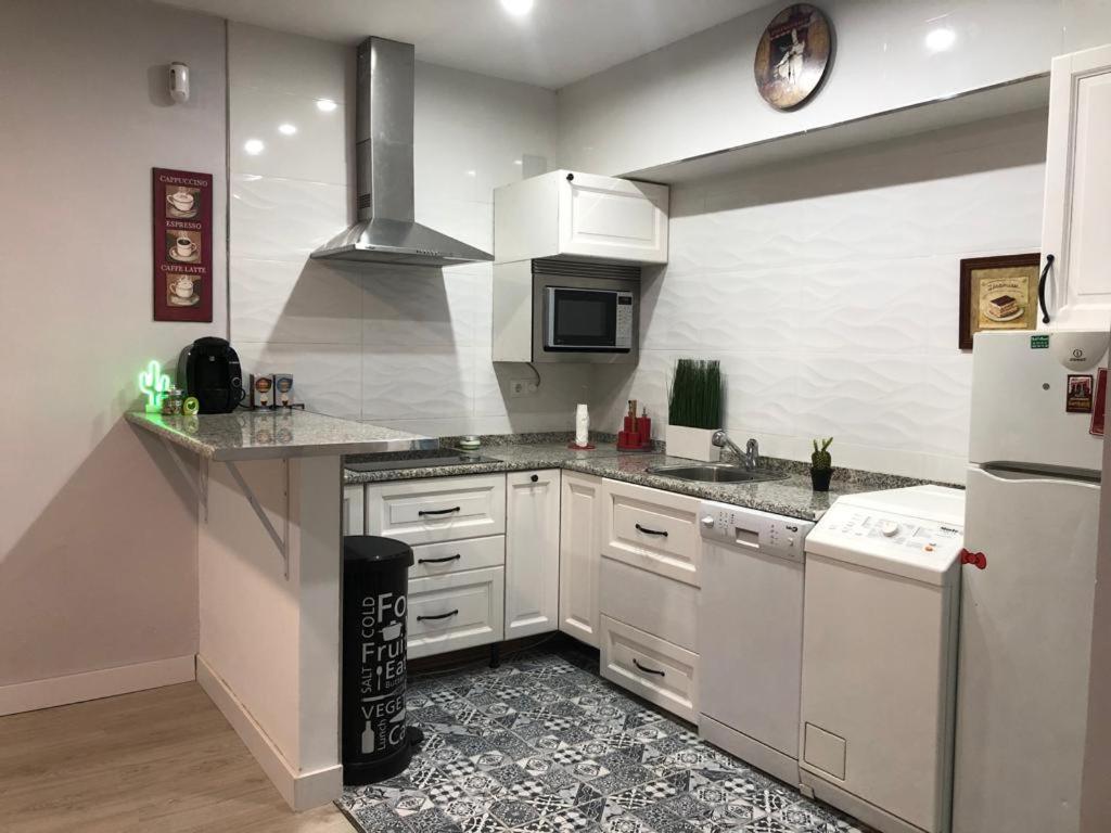 Ferienwohnung Apartamento En Av Gabriel Miro - Calp Exterior foto