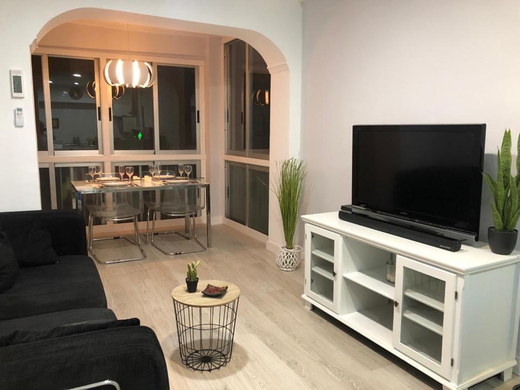 Ferienwohnung Apartamento En Av Gabriel Miro - Calp Exterior foto